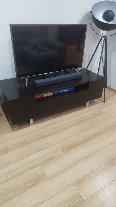 Móvel de TV elegante e funcional