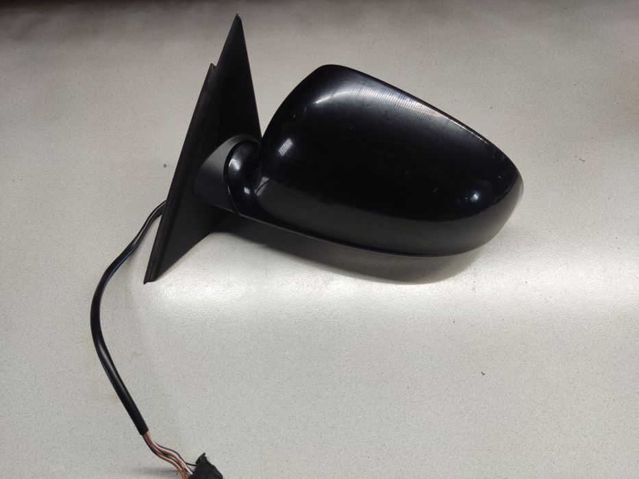 Lusterko lewe zewnętrzne Volkswagen Passat B5 z kierunkowskazem