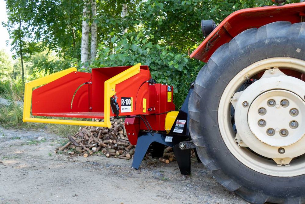 mechanizm Rębak do gałezi REMET R-100 == rozdrabniacz walcowy