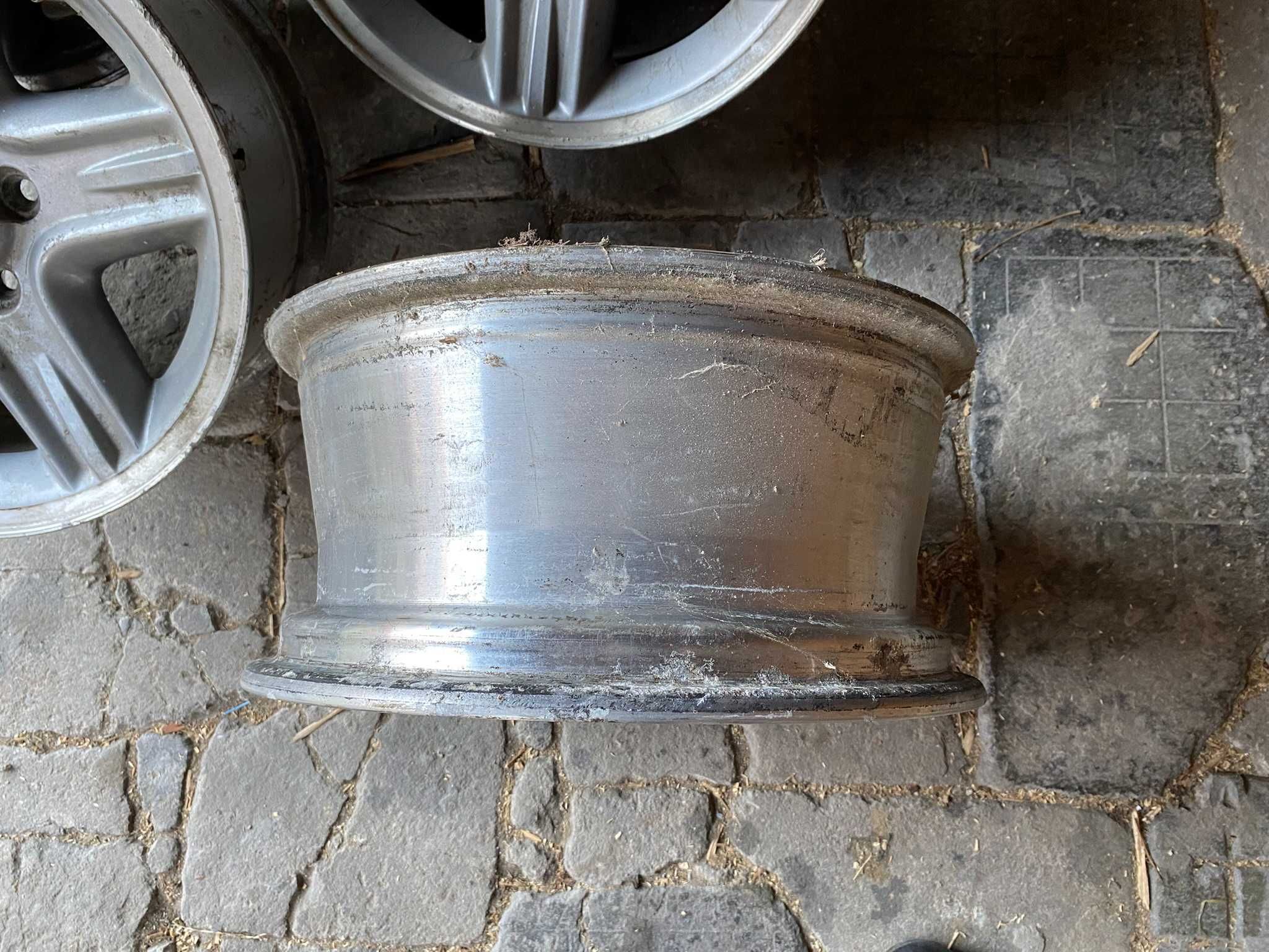 Felgi Alufelgi 16" Jeep Cherokee XJ TJ ZJ Wrangler 16 CALI 5x114.3