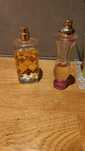 Dwa razy wody toaletowy lub perfumy