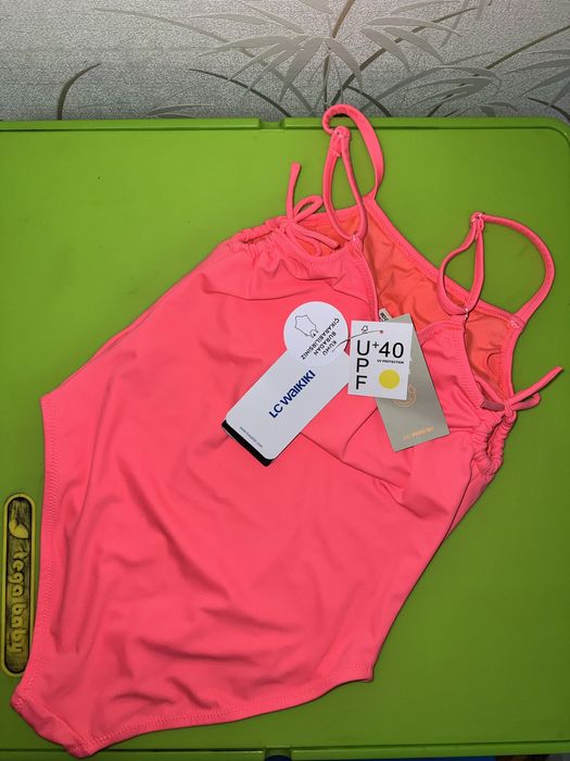 Купальник на девочку LCWaikiki