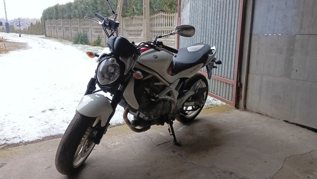 Suzuki SFV650 Gladius