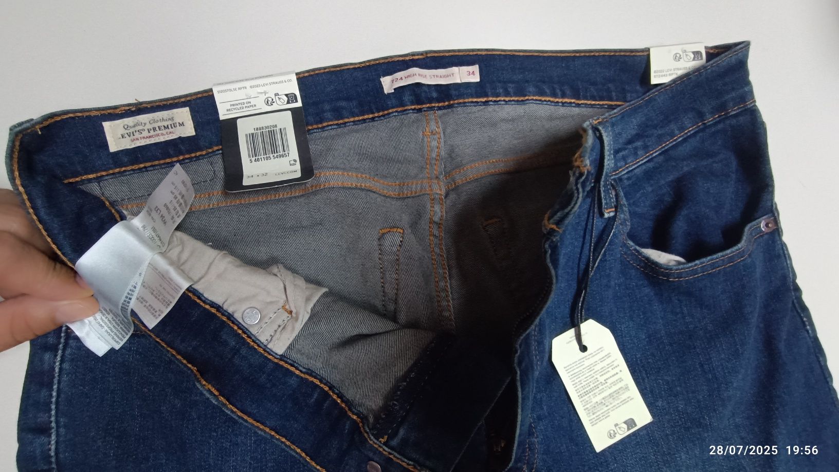 Levi's 724 W33L32 com etiqueta