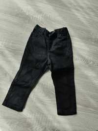 Czarne spodnie chłopięce George 86-92
Możliwa wysyłka OLX