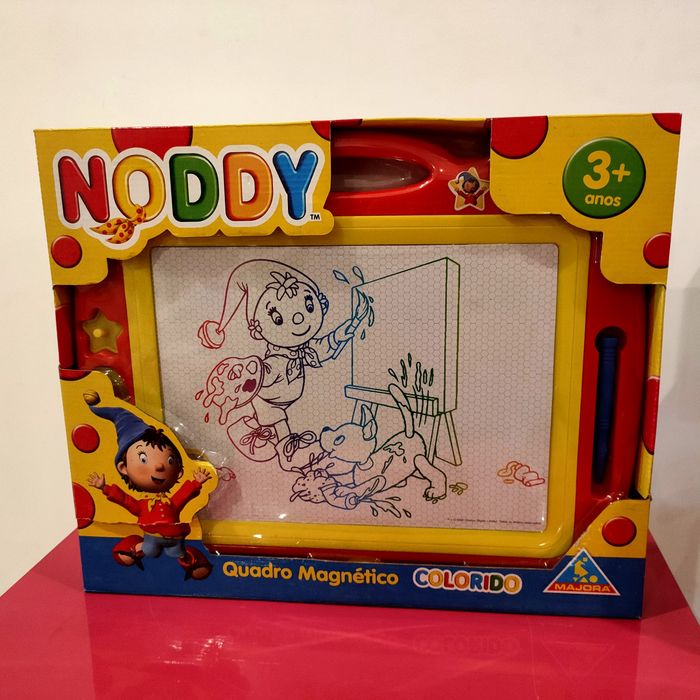 Quadro magnético colorido do Noddy