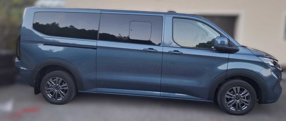 Wynajem – Komfortowy BUS 9 osobowy - Ford Transit Custom – Rzeszów