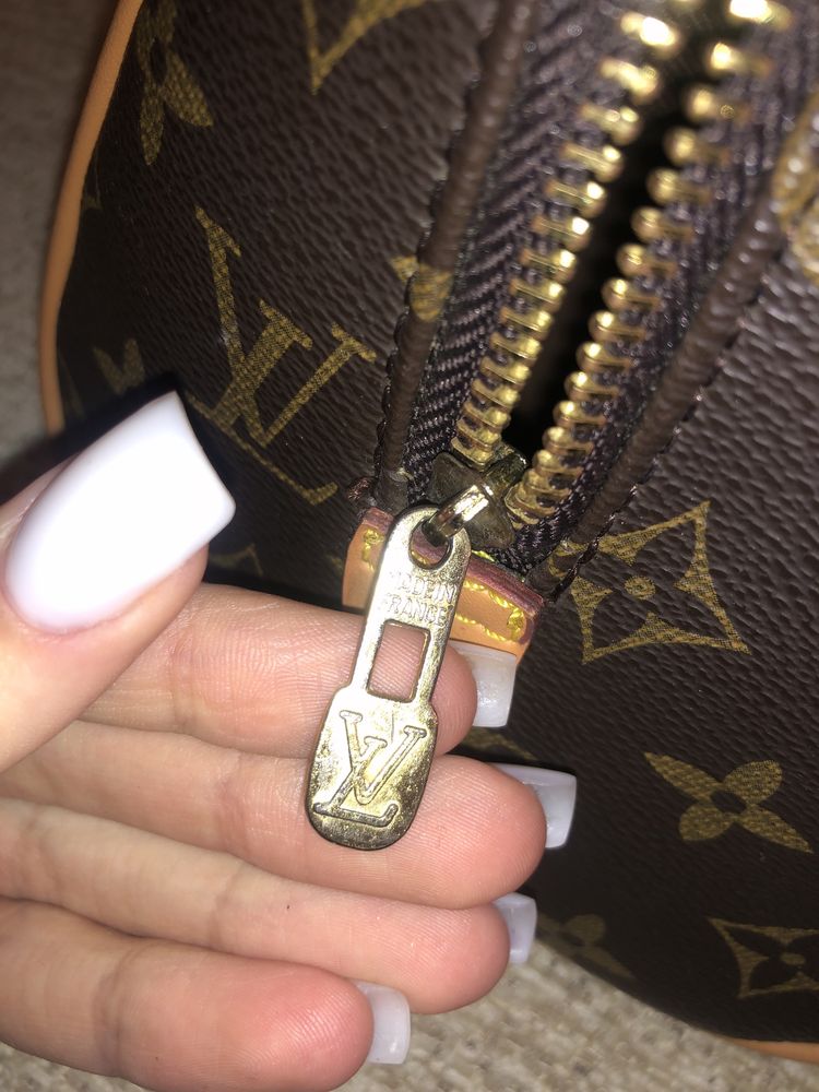 сумочка Louis Vuitton