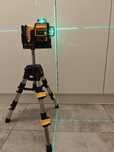 Laser krzyżowy nowy ze statywem