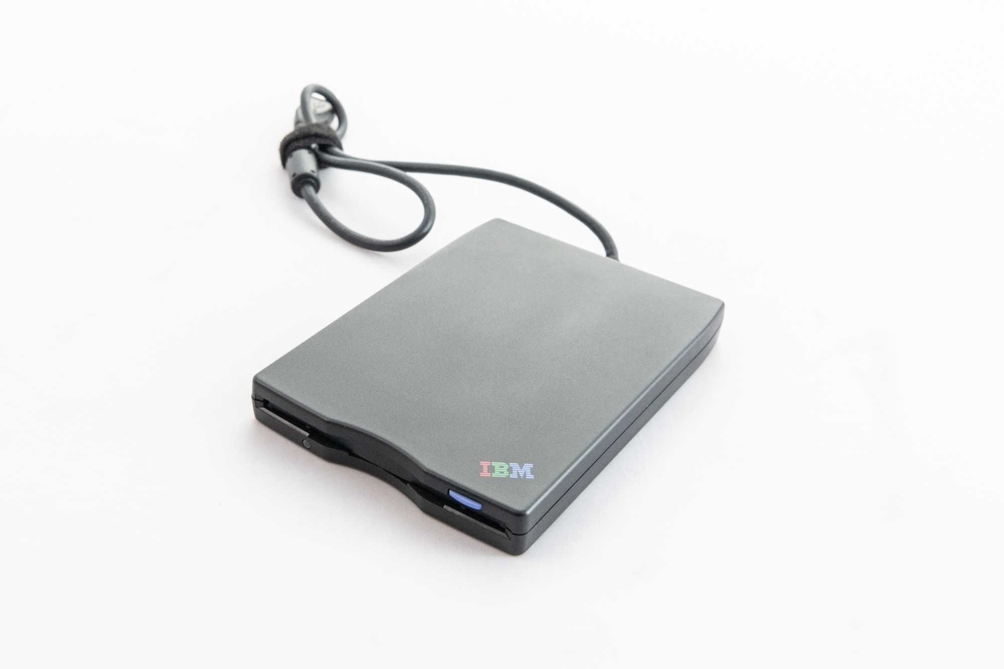 Stacja dyskietek floppy na USB IBM