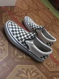 продам слипоны Vans