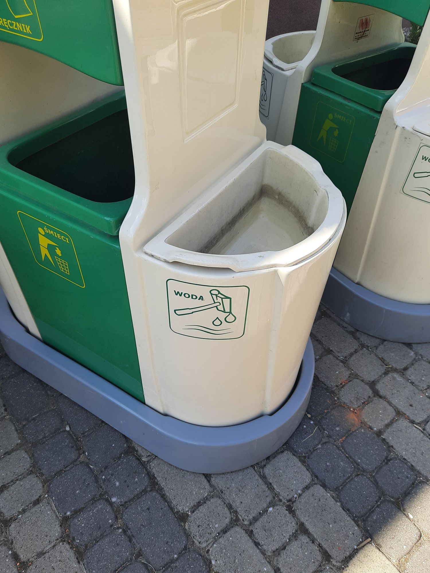 Używane 4 szt koszomyjka na myjnie samochodowa, stacje paliw