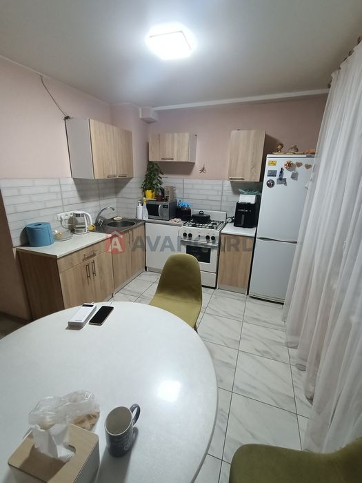 У продажу 2-шка на Космосі ціна подарунок!