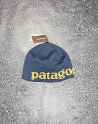 Patagonia logo beanie