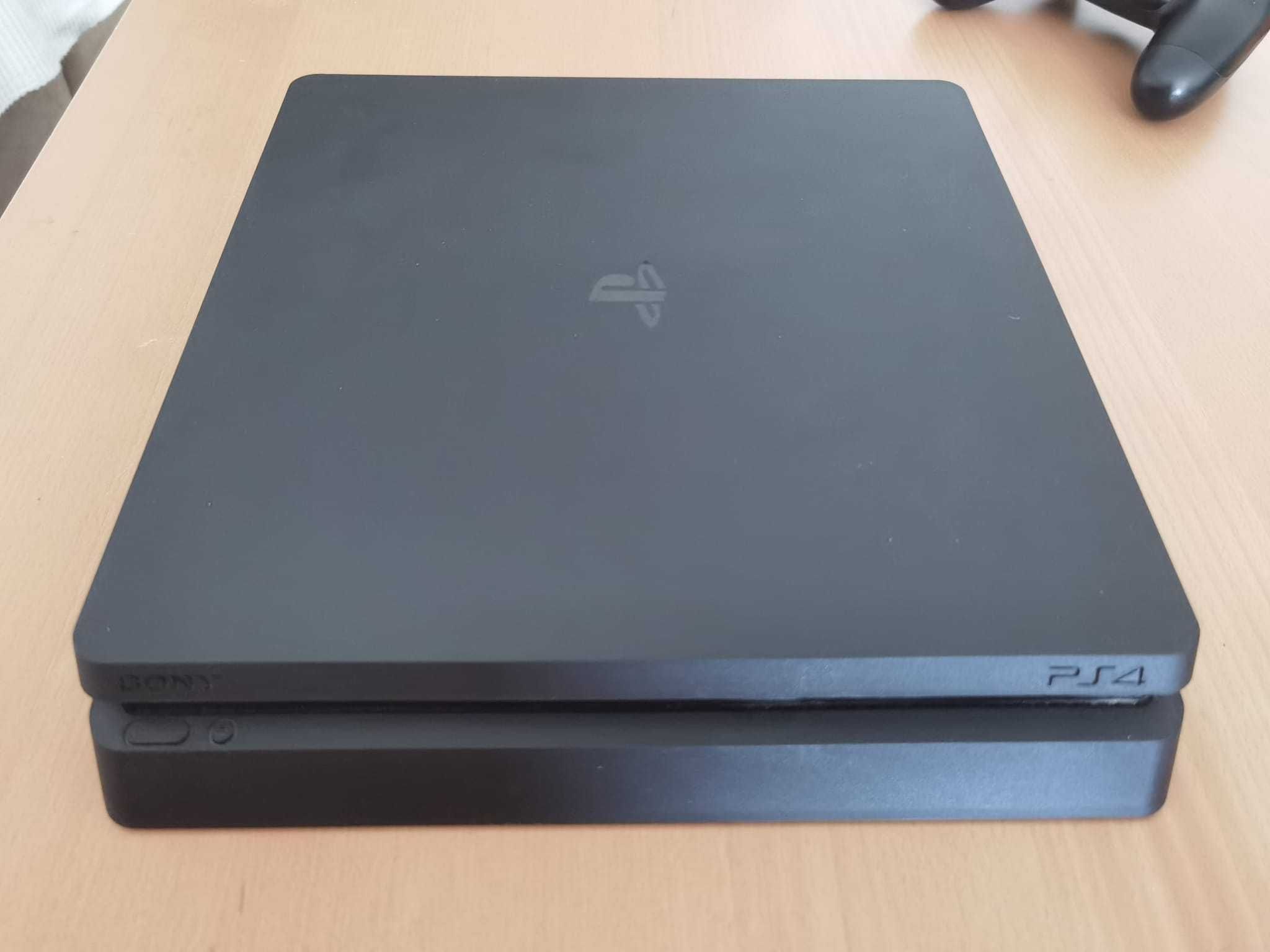 Playstation 4 SLIM 1TB + Comando ps4 e jogo (COMO NOVA)