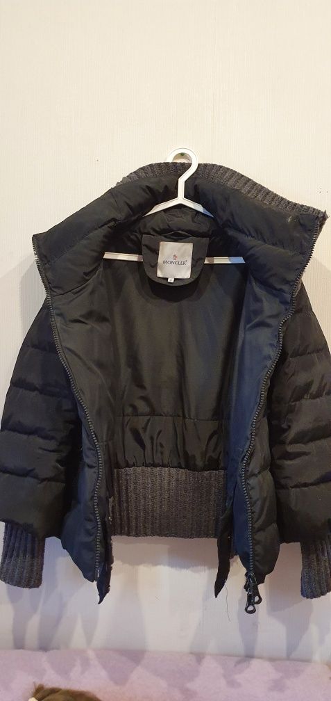 Куртка зима MONCLER M-L