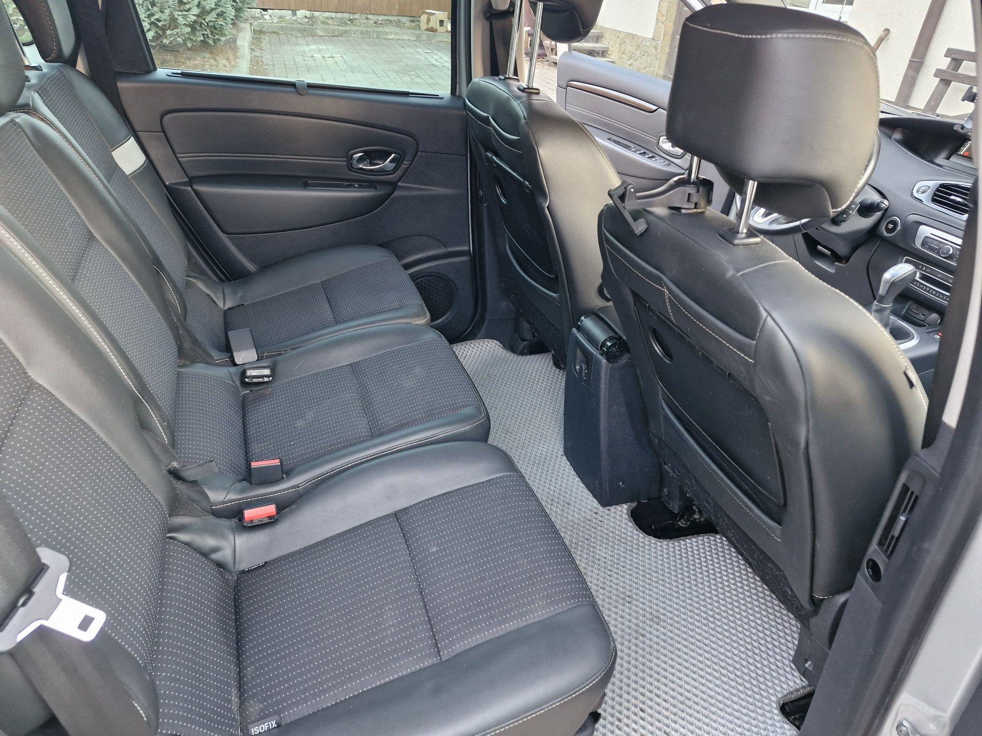 Продам Renault Grand Scenic