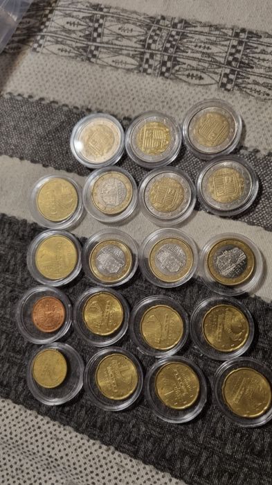 Várias moedas monaco, vaticano,sao marino,malta