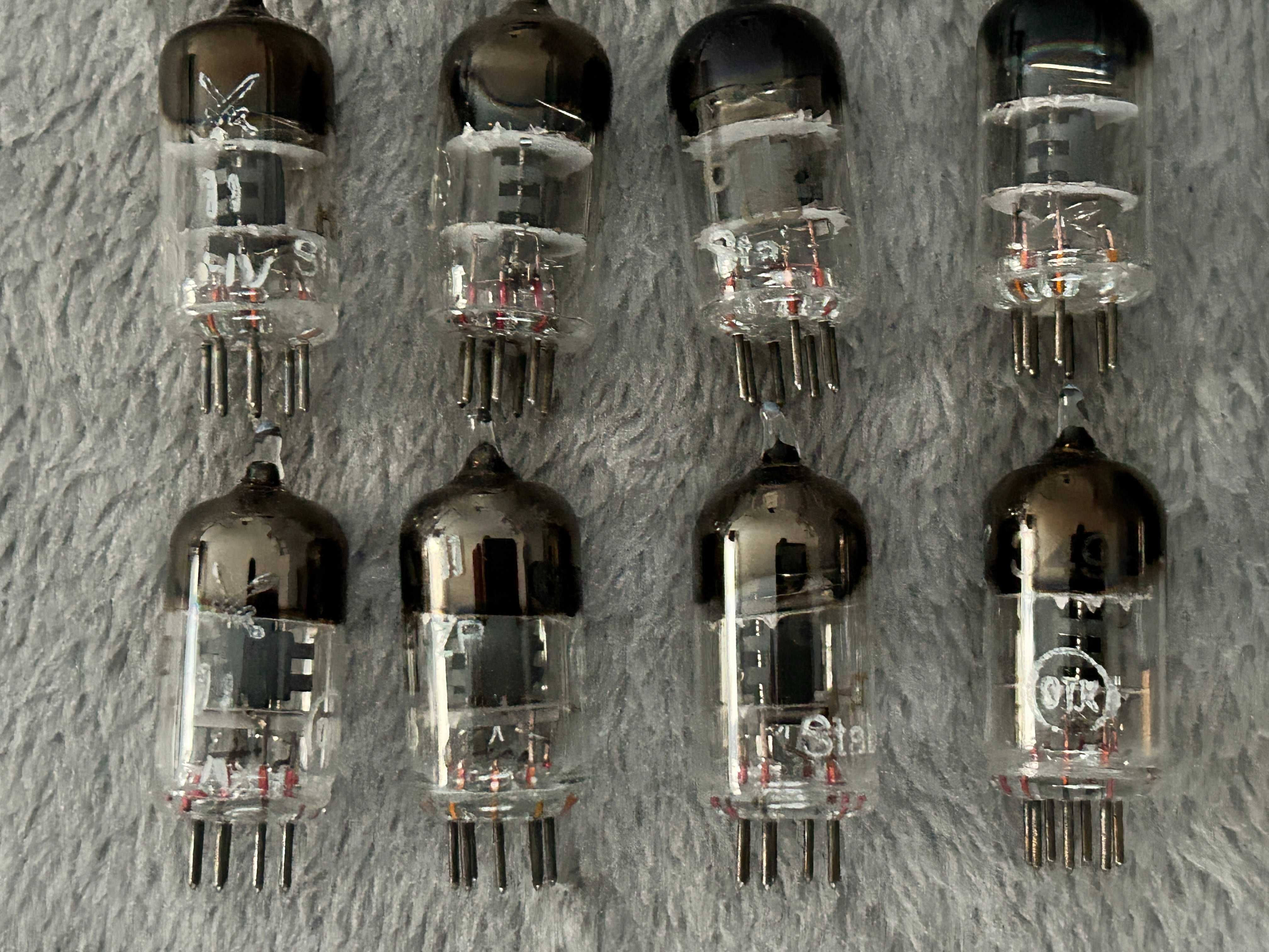 Lampy do wzmacniacza 6F32=6Ж1П=EF95 Tesla + Pshave 6CA7-TII + EL34