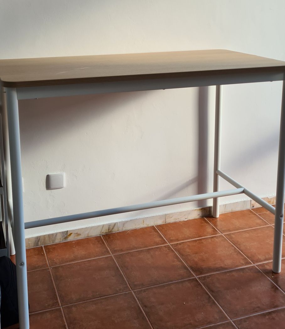 Mesa refeição, toucador, bar, reuniões