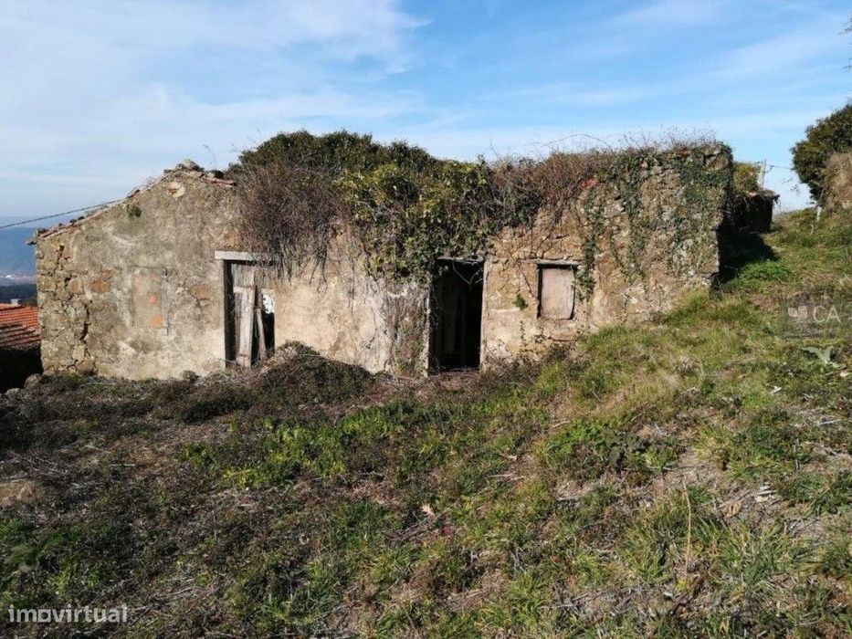 Casa em Pedra - Bajancas Fundeiras