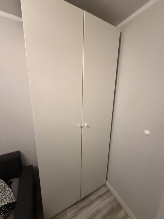 Bardzo pojemna szafa ikea