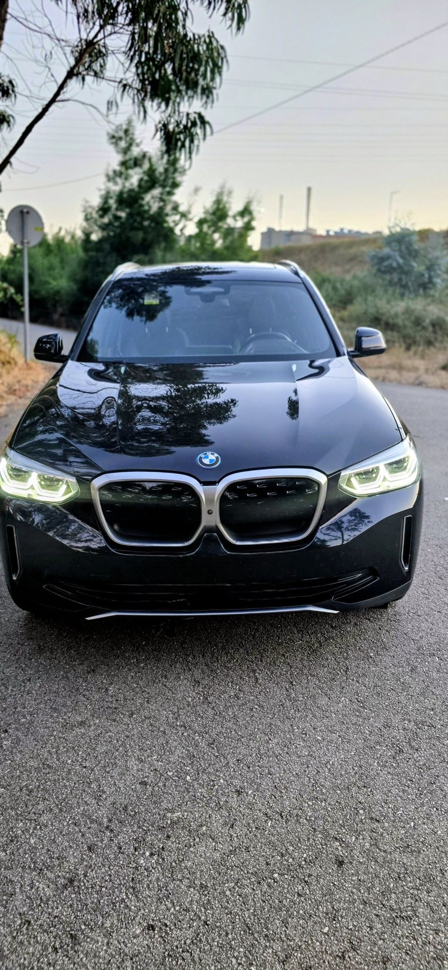 BMW IX3 M sport  IMPRESSIVE High Executive 286 cvs  80kwh