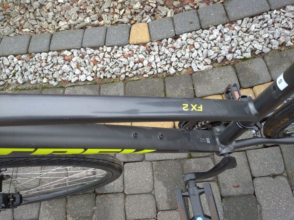 Rower trek fx2 koła 28" rozmiar S