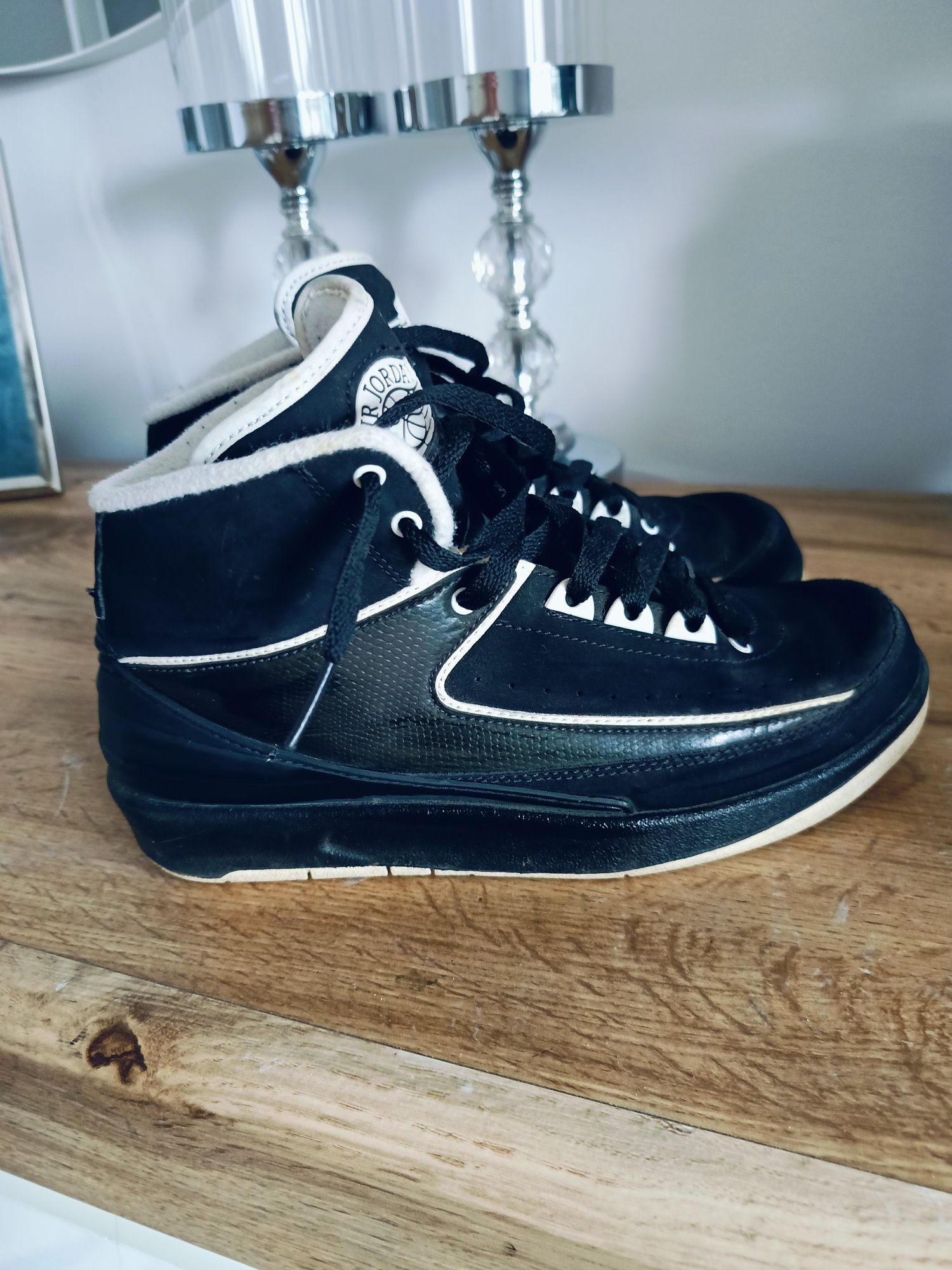 Buty Jordan 2 retro QF czarne 37, 5
