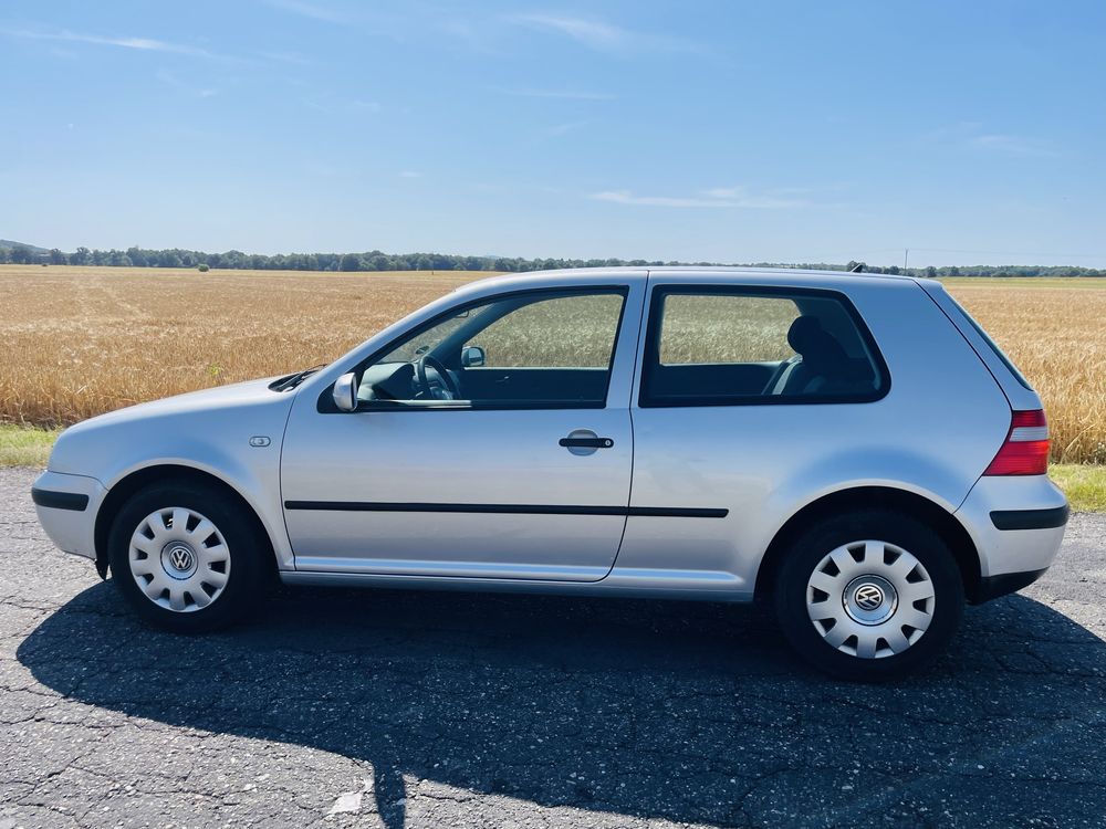Golf IV 2003 1,4 bezyna klima