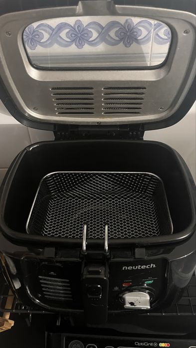 Fritadeira como nova