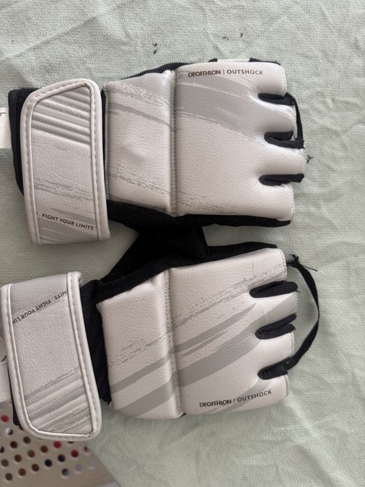Plastrons Boxe + Luvas