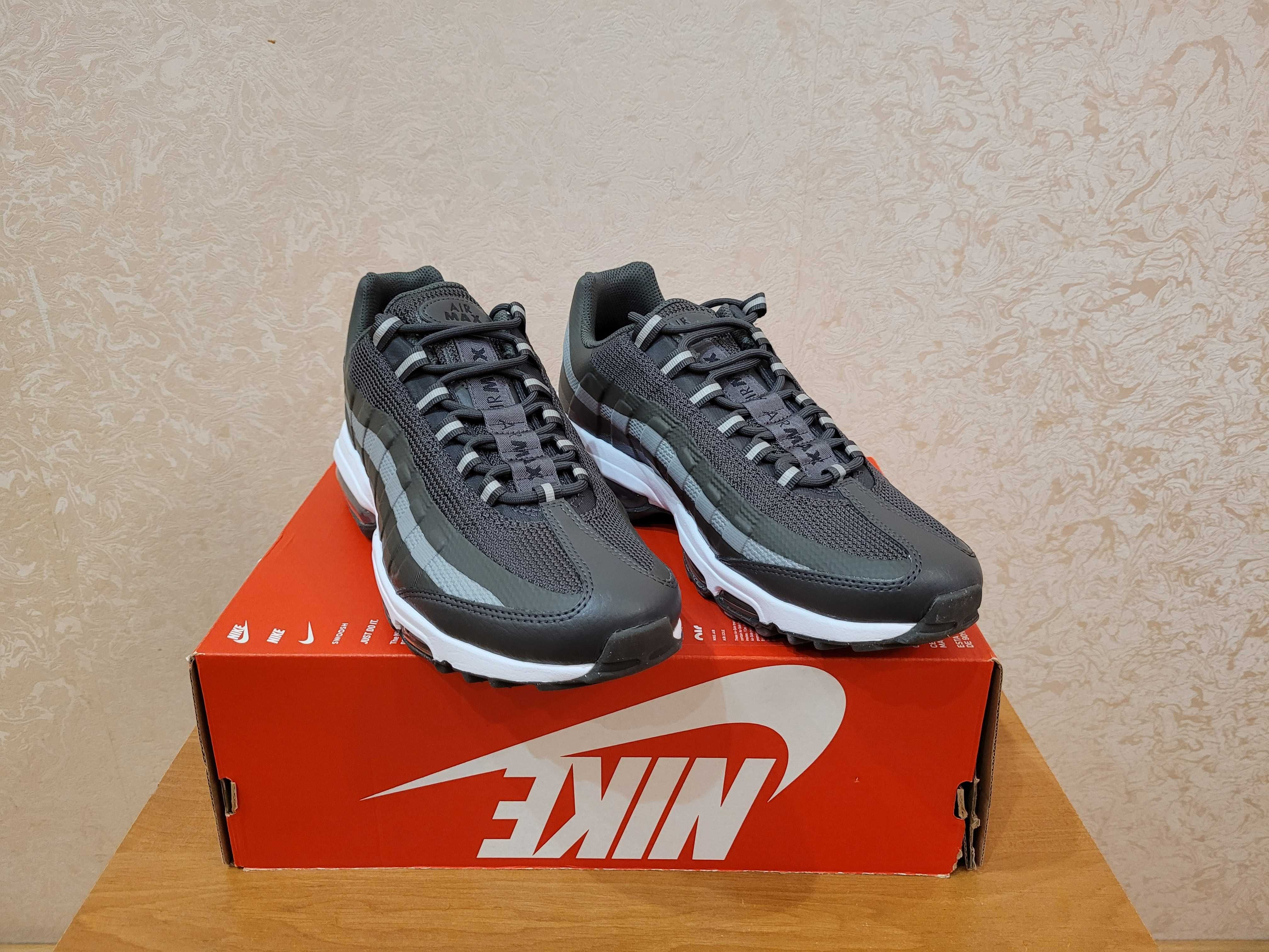 кросівки Nike AirMax95 Ultra кроссовки Nike Air Max 95 UL оригінал 44р