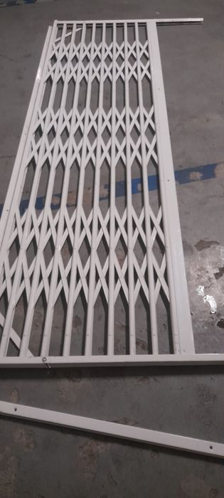 Grade seguranca branca