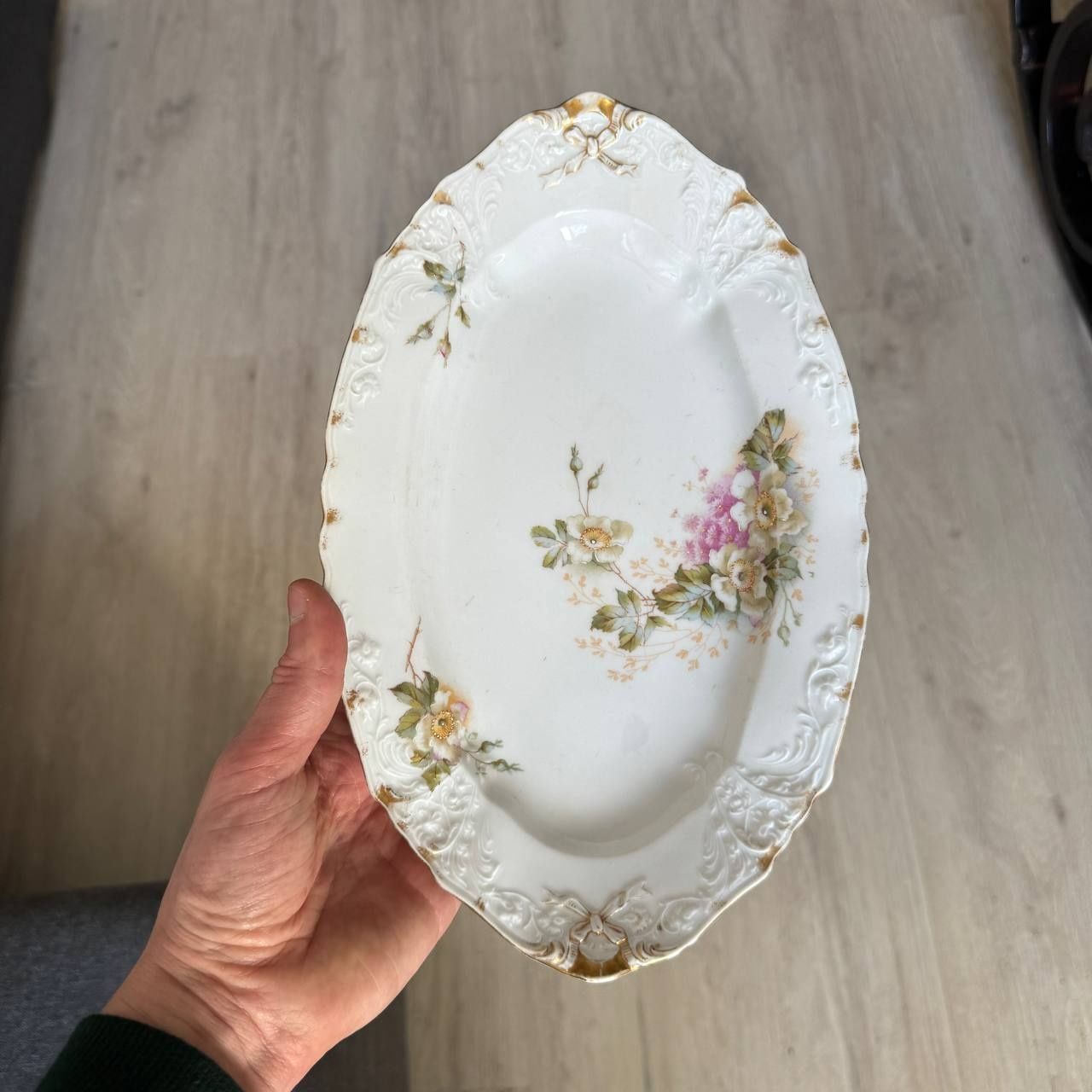 Patera/Półmisek Różyczki Carl Teich CT XIX wiek, Porcelana ryflowana