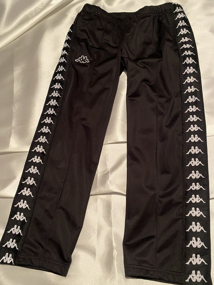 Чоловічі спортивні штани Kappa з лампасами чорні