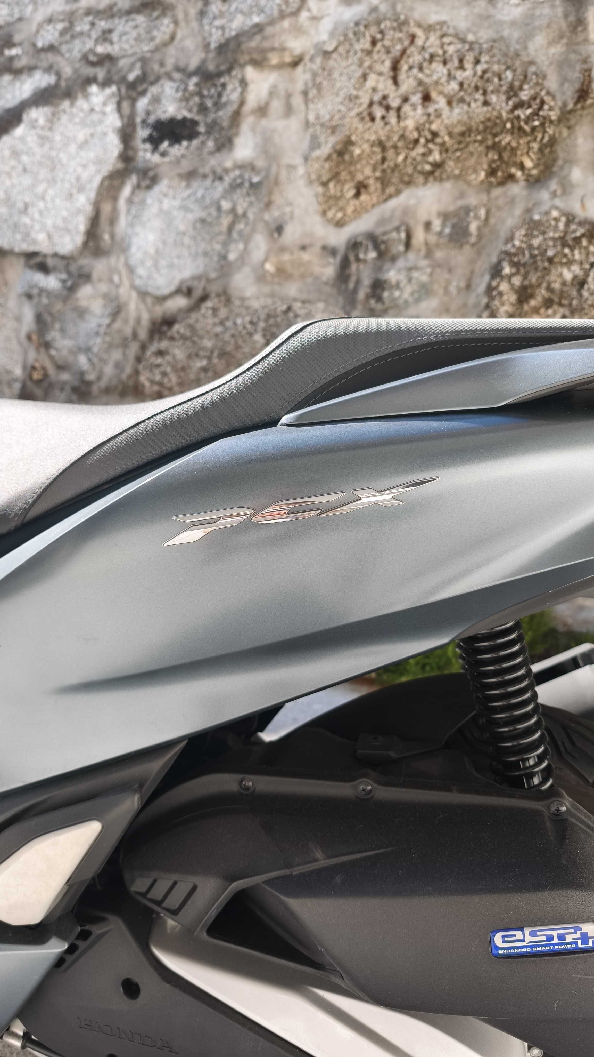 Honda PCX 2022 - Único Dono, Excelente Estado!