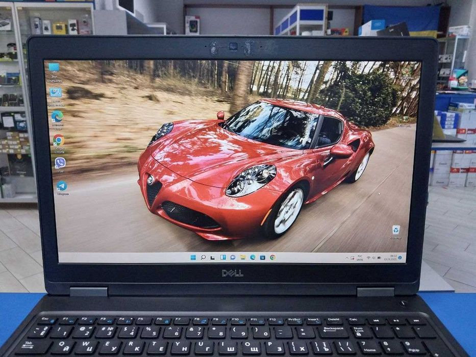 Ноутбук Dell 5590 хороший стан (чотириядерний) ПОТУЖНИЙ!
