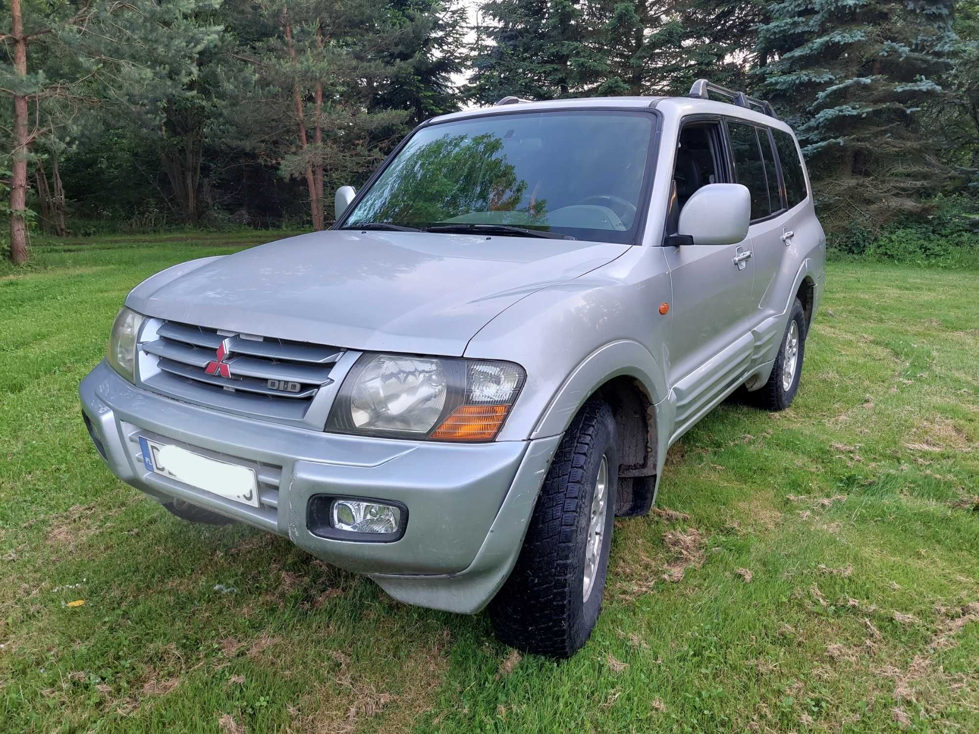 Pajero 7 osobowy 3.2 automat