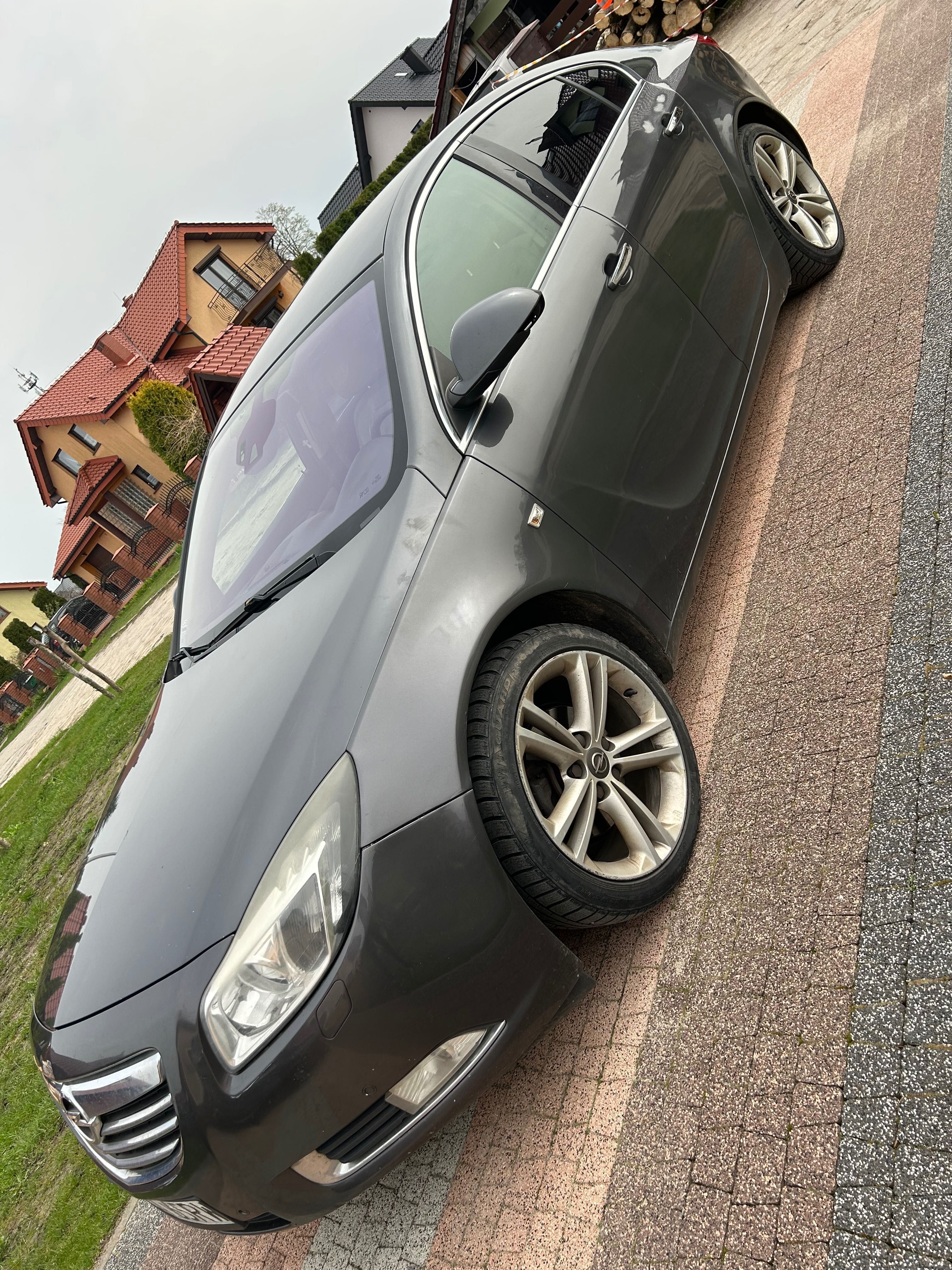 Opel Insignia 2.0 CDTi bogate wyposażenie