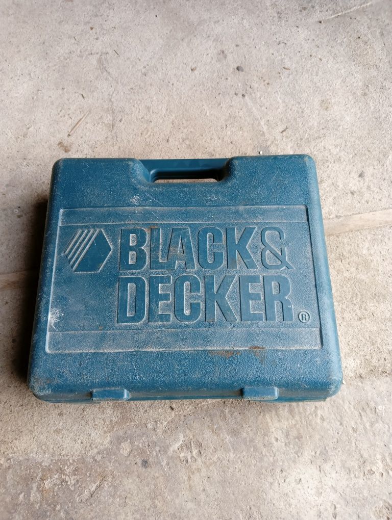 Wyrzynarka Black Decker 400W