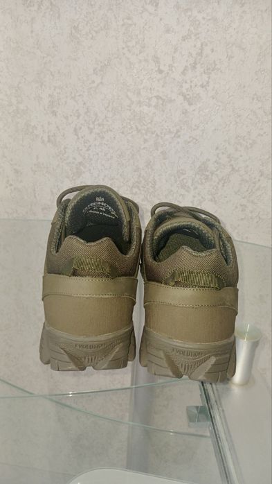 Тактичні шкіряні чоловічі кросівки