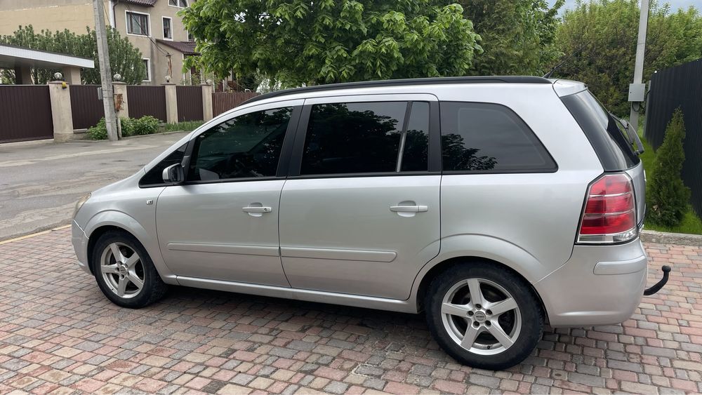 Opel Zafira 1.9 дизель