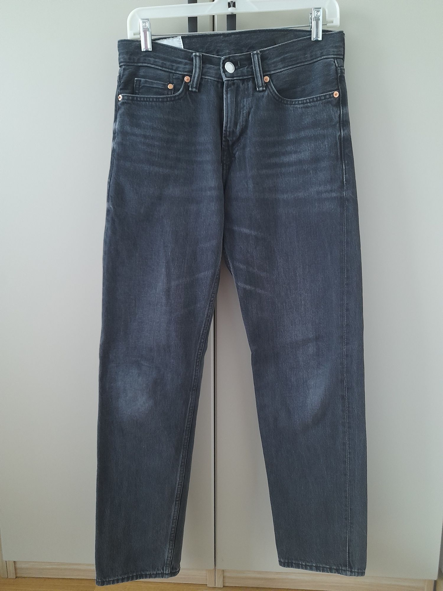 Jeansy męskie relaxed fit H&M rozmiar 28/32, CN170/72A czarne/szare