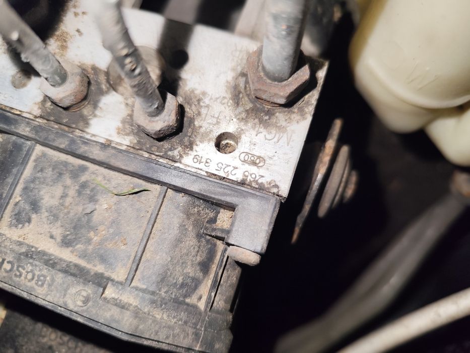 Toyota Avensis T25 1.8 / 2.0 VVt-i pompa hamulcowa ABS 0265.225.319