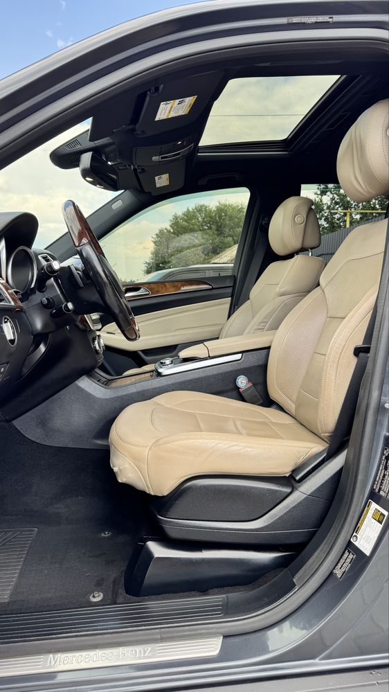 Mercedes-Benz W166 ML 250 BLUETEC 4 Matic 2015 р 2,1 Дизель 7АКПП