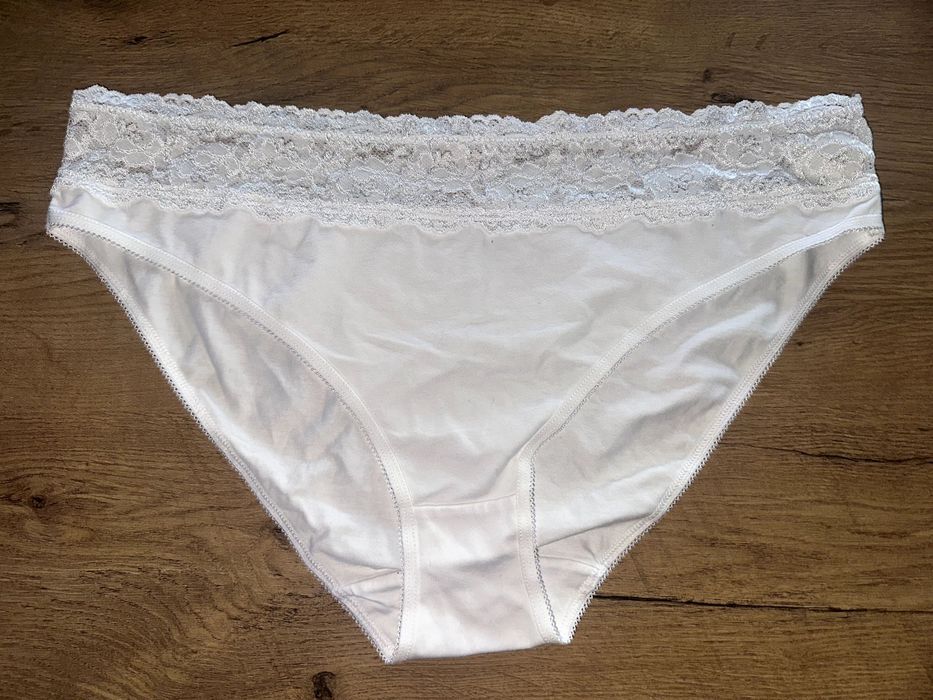 George białe majtki z koronka 18
