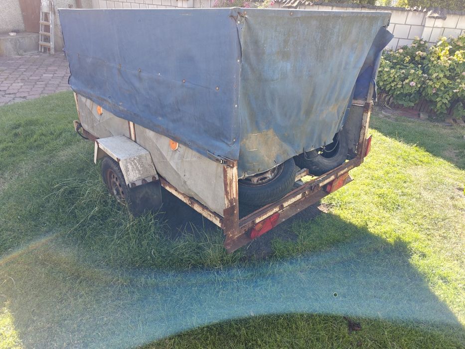 Przyczepa z plandeką