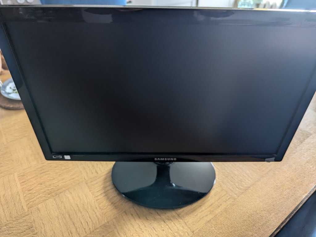Samsung VGA 19" S19B150N