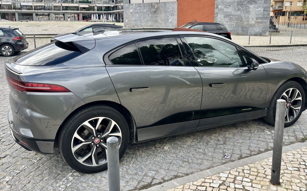 Jaguar I-Pace SE EV400 (Iva discriminado e dedutível)